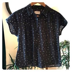UNIVERSAL THREAD button up collard tee!!